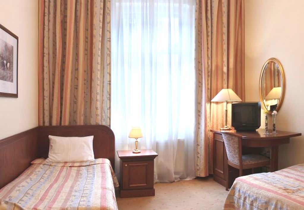Galerie Royale Otel Prag Dış mekan fotoğraf