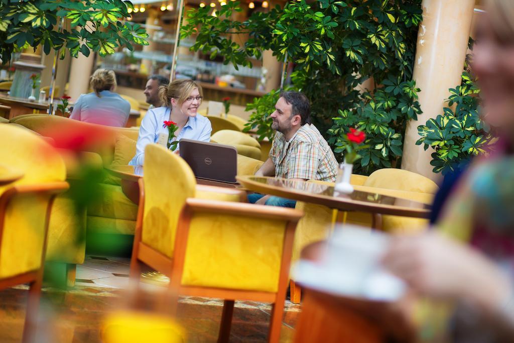 Galerie Royale Otel Prag Dış mekan fotoğraf