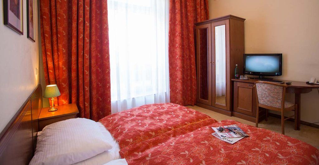 Galerie Royale Otel Prag Dış mekan fotoğraf